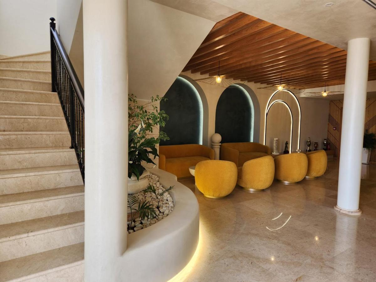 Hotel Gold Vlorë Exteriör bild